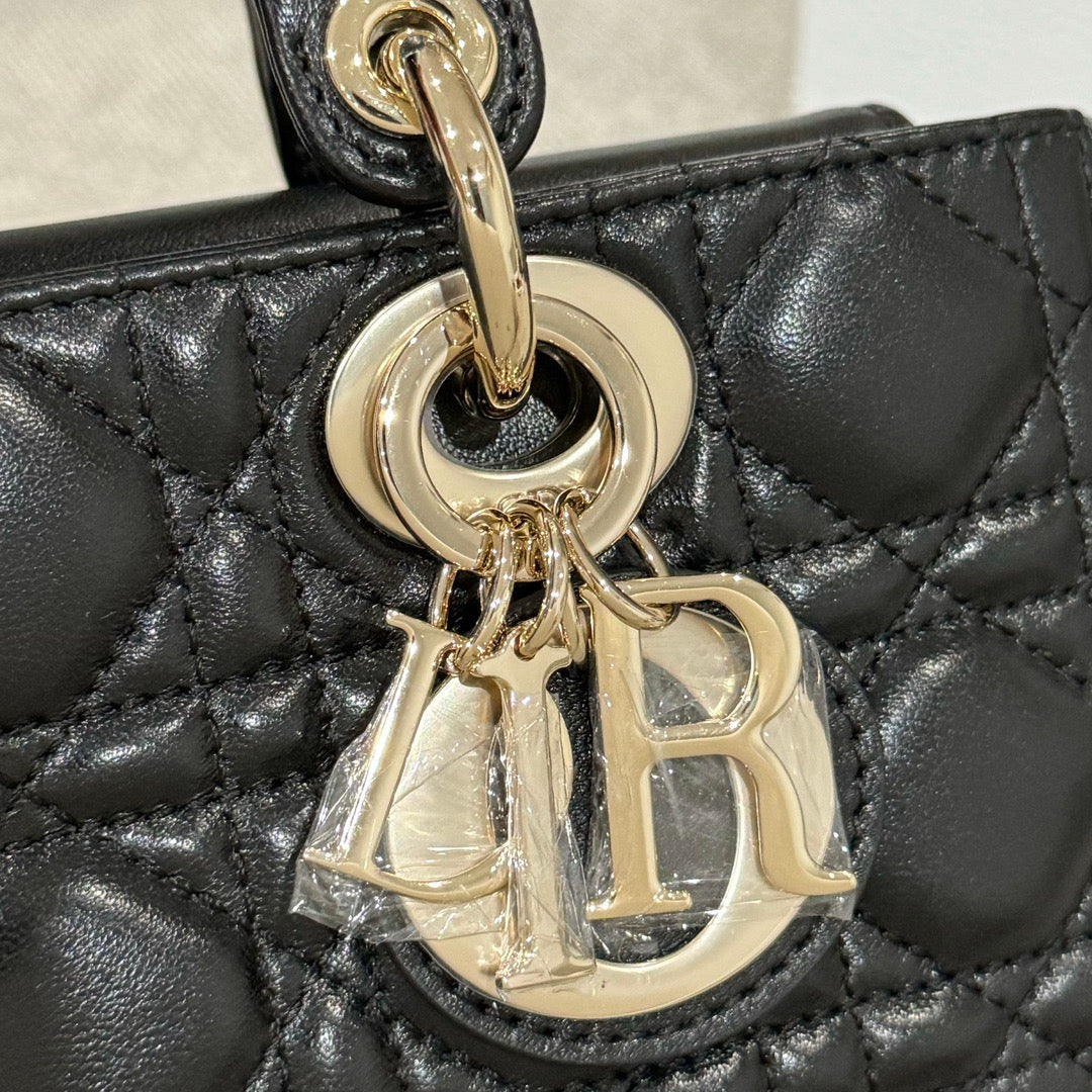 D joy 22 cm