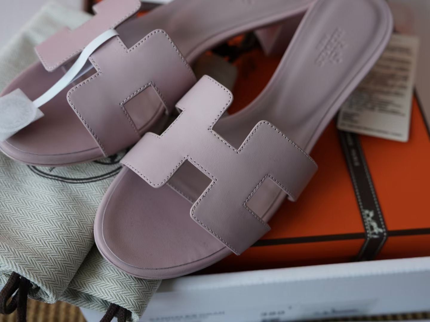 OASIS SANDAL