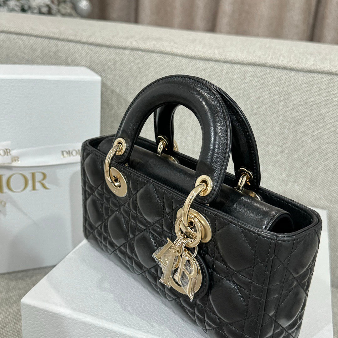 D joy 22 cm