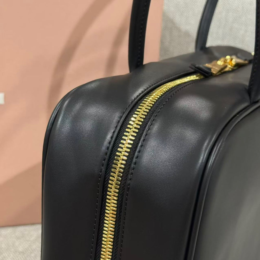 MIU MIU BEAU LARGE LEATHER BAG