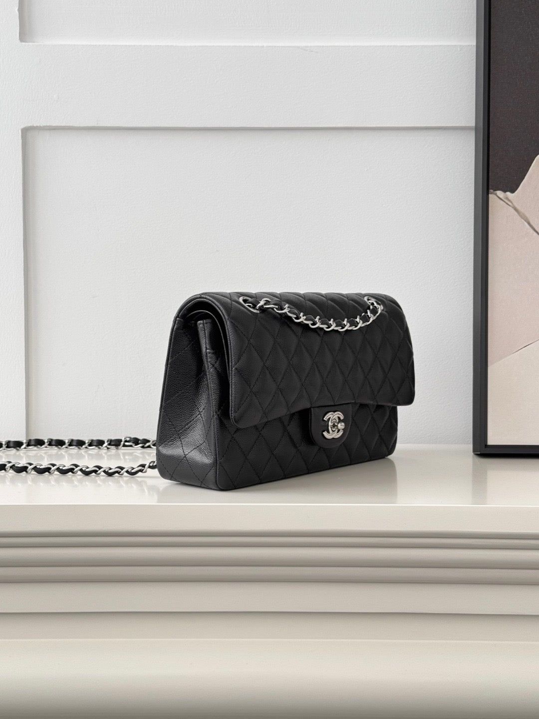 CLASSIC 25 CAVIAR SILVER HARDWARE
