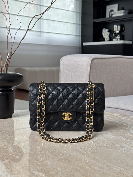 CLASSIC 23 CAVIAR GOLD HARDWARE