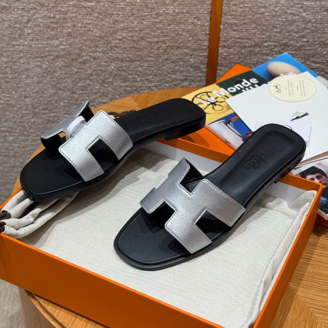 ORAN SANDAL
