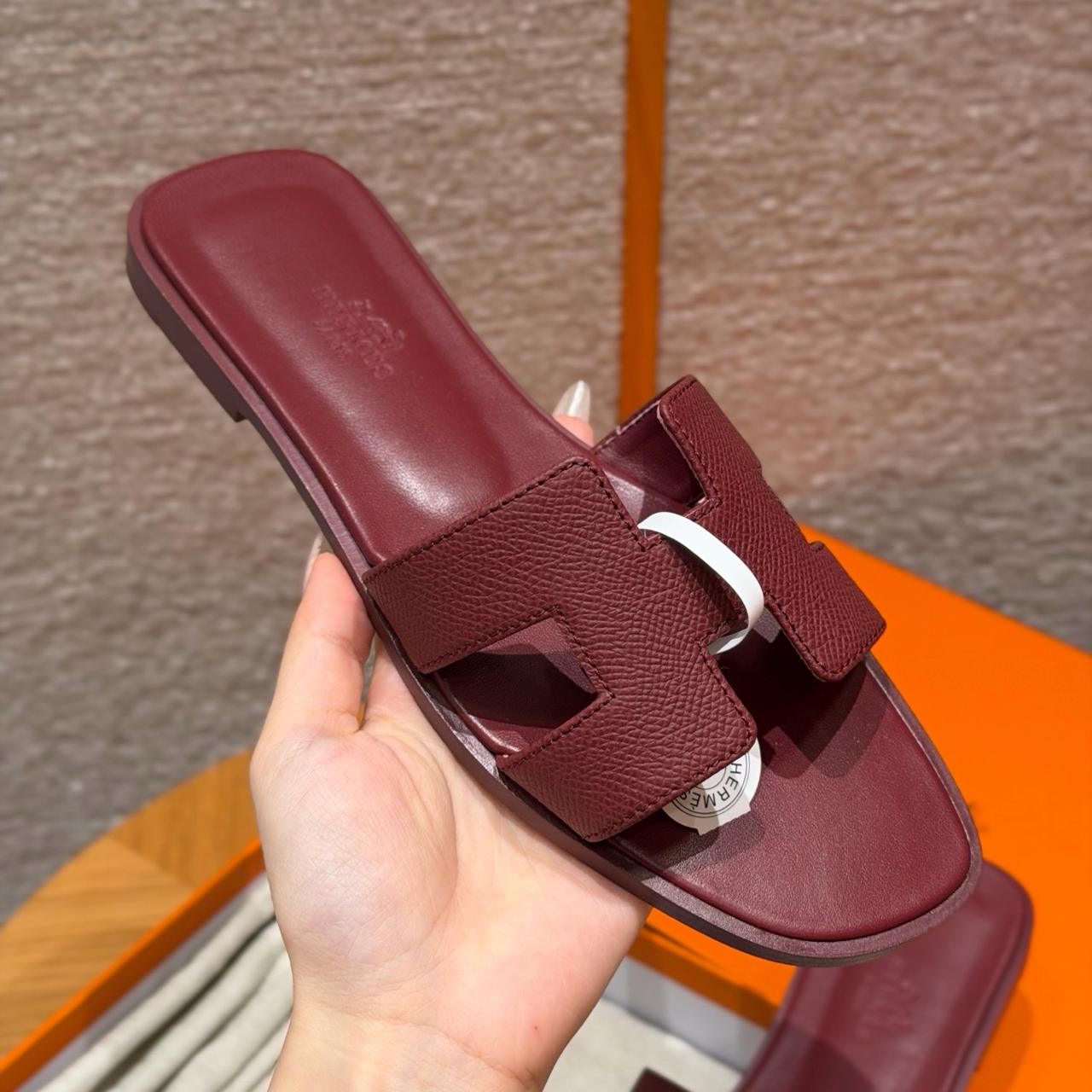 Oran Sandal