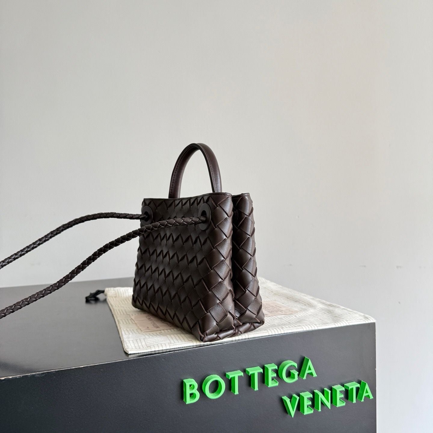 Andiamo mini chocolate color