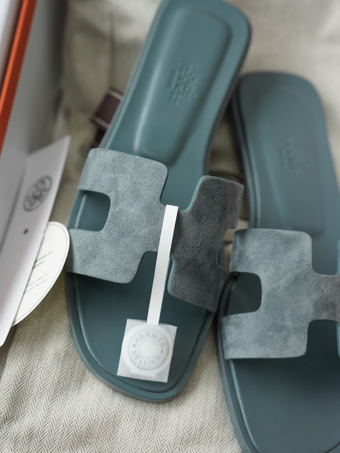 ORAN SANDAL