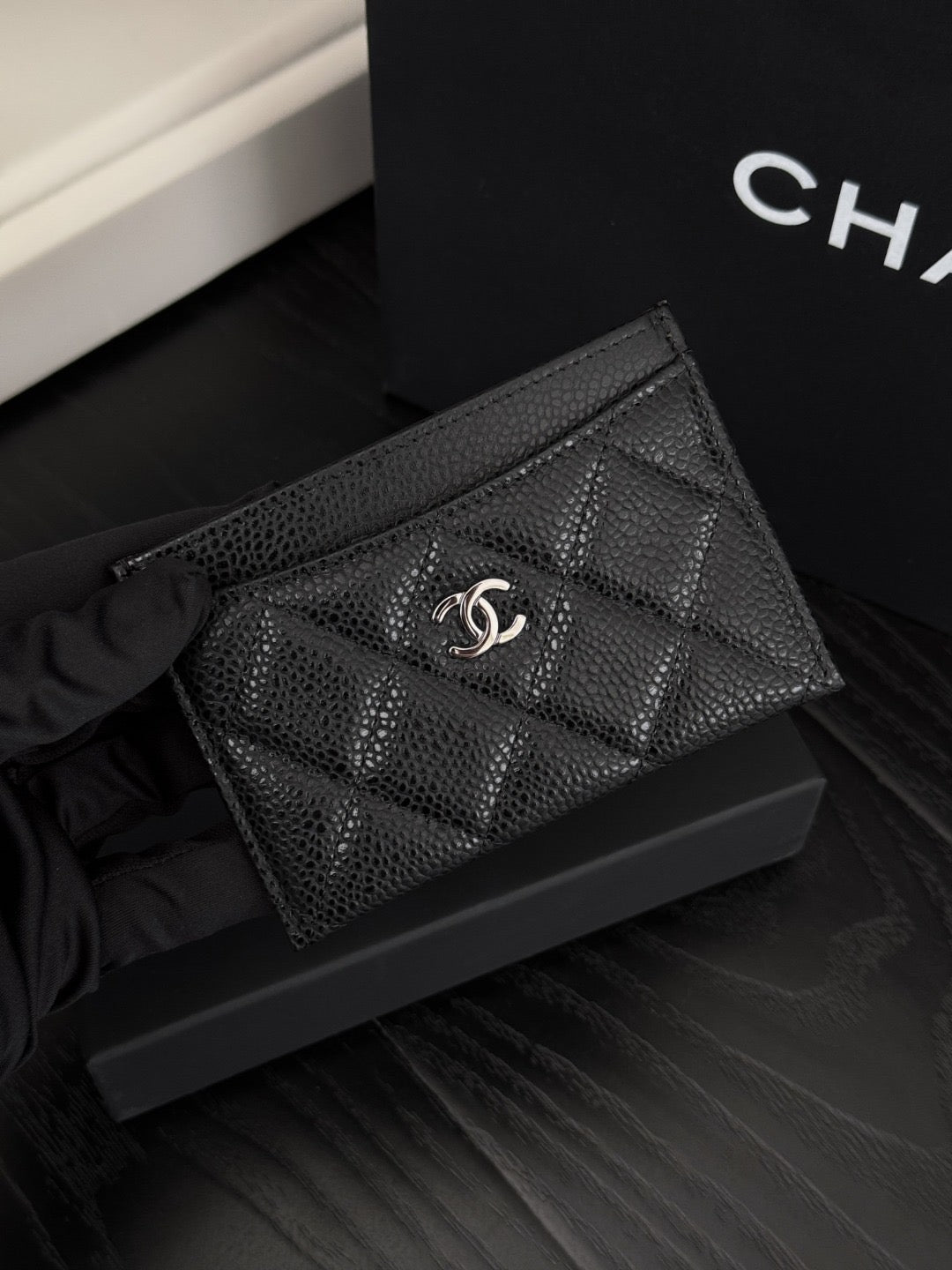 CHENNL CARD HOLDER