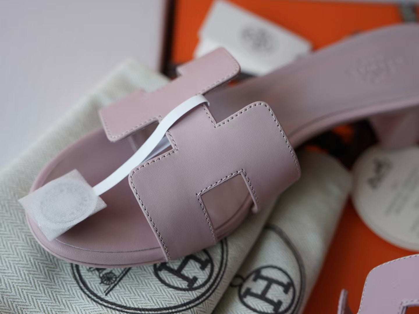 OASIS SANDAL
