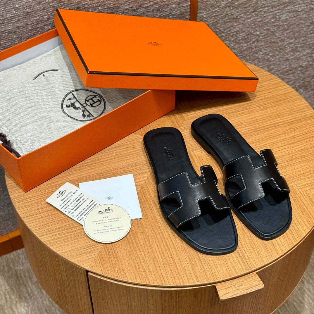 ORAN SANDAL