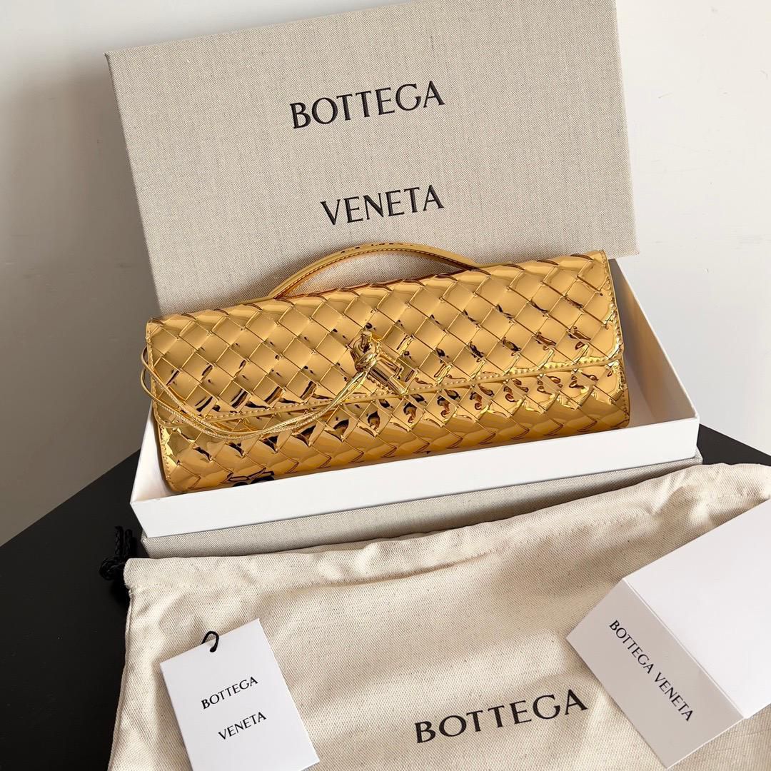ANDIAMO CLUTCH