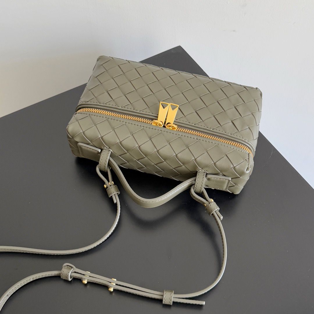 Bottaga veneta 24