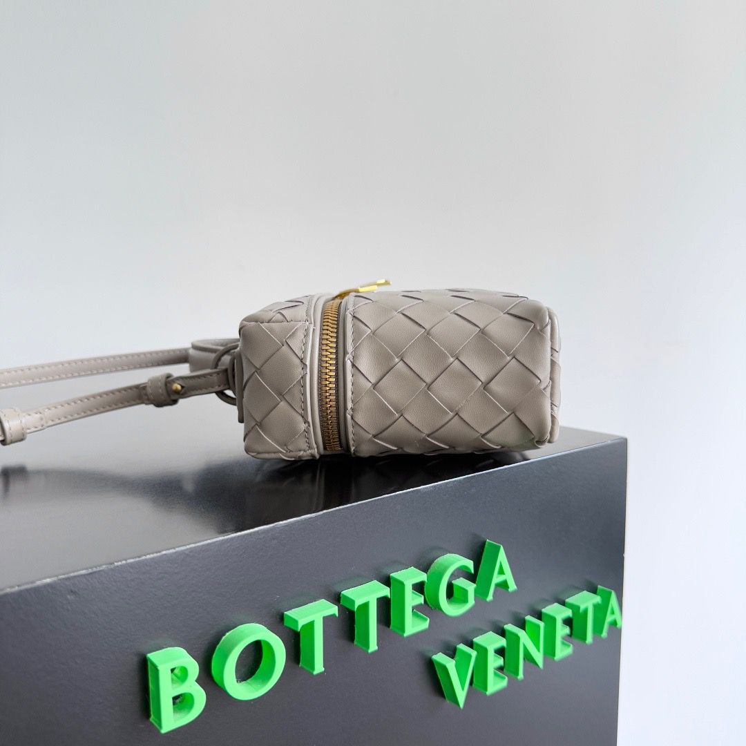 Bottaga veneta 24