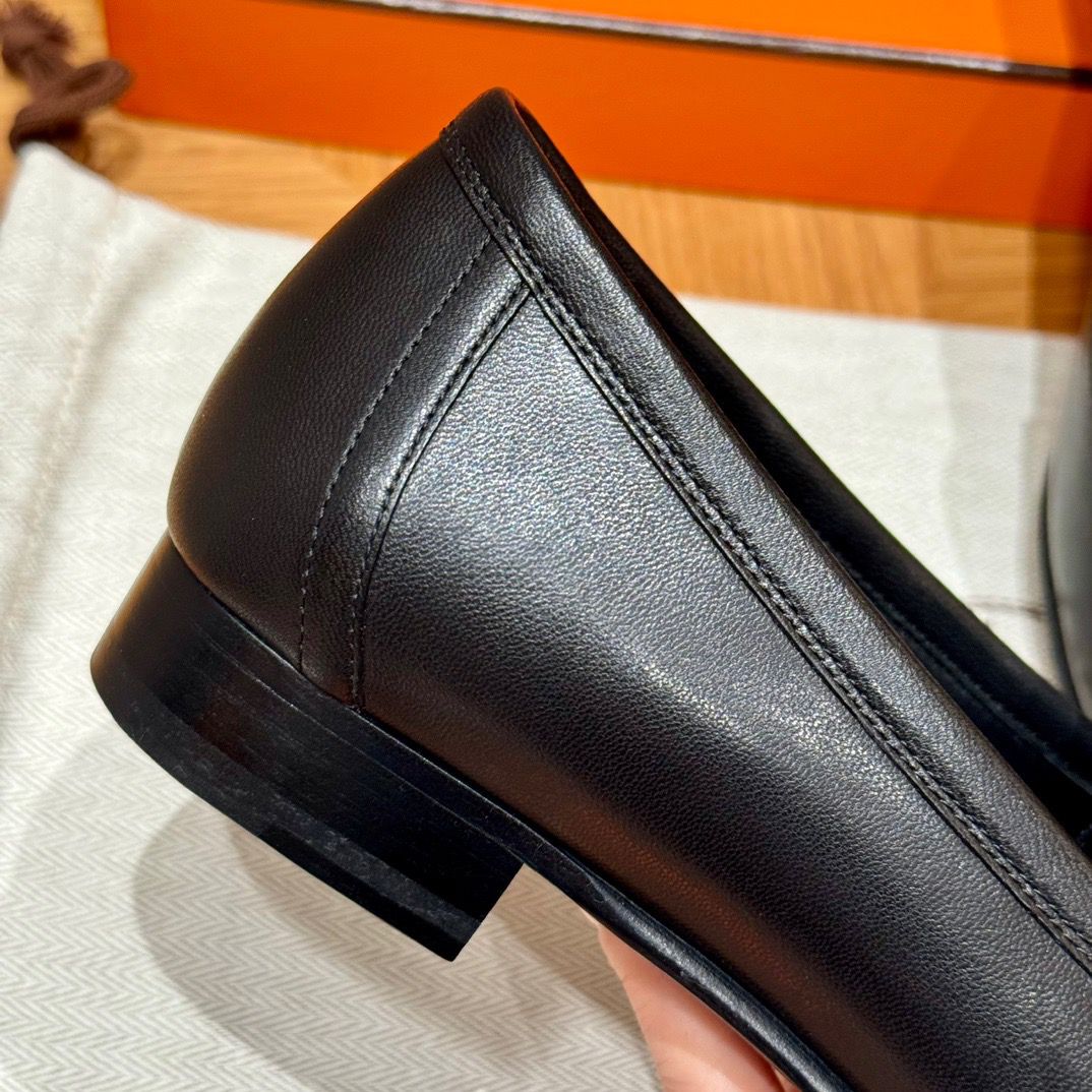 ROYAL LOAFER GOLD HARDWARE