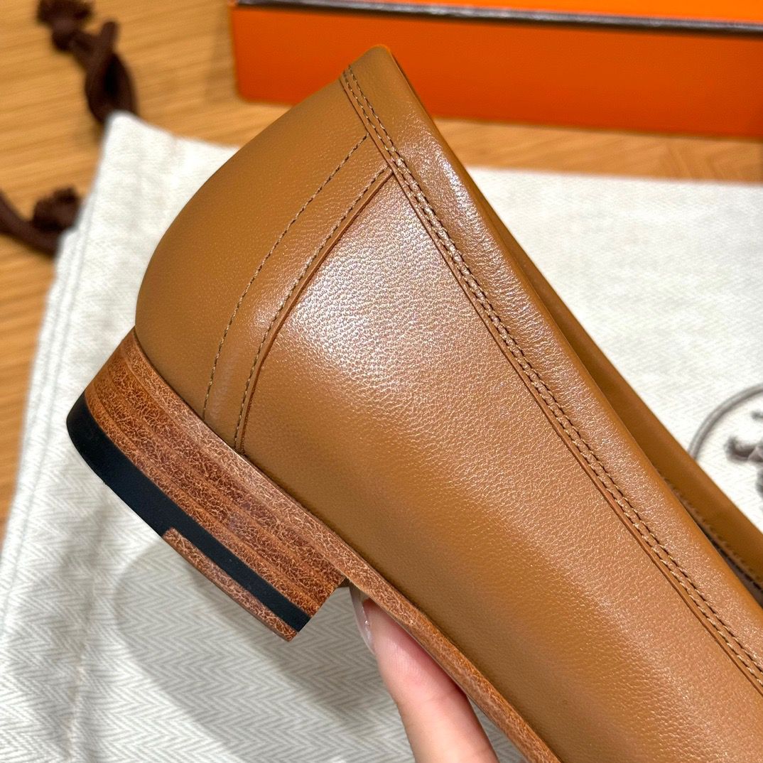 ROYAL LOAFER GOLD HARDWARE