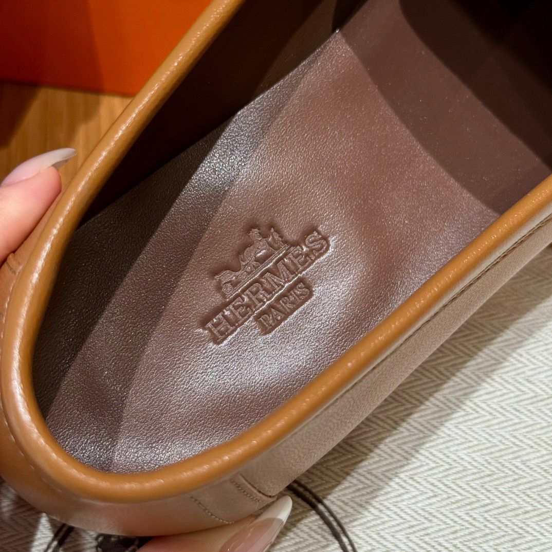 ROYAL LOAFER GOLD HARDWARE