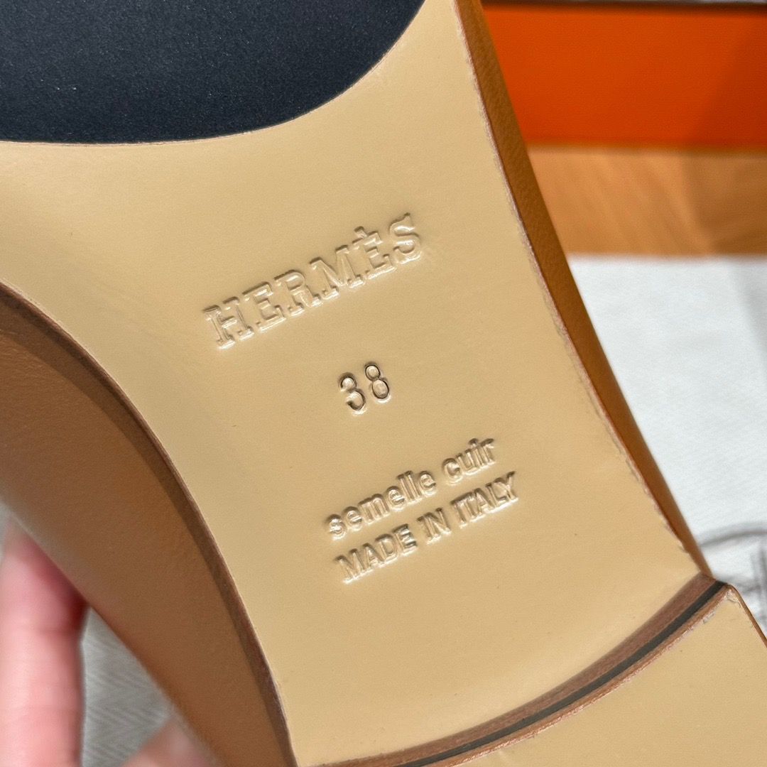 ROYAL LOAFER GOLD HARDWARE