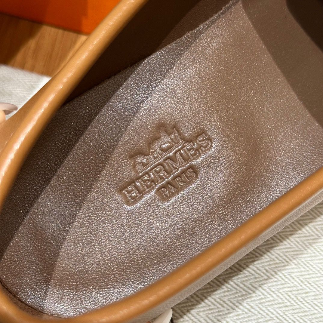 ROYAL LOAFER SILVER HARDWARE