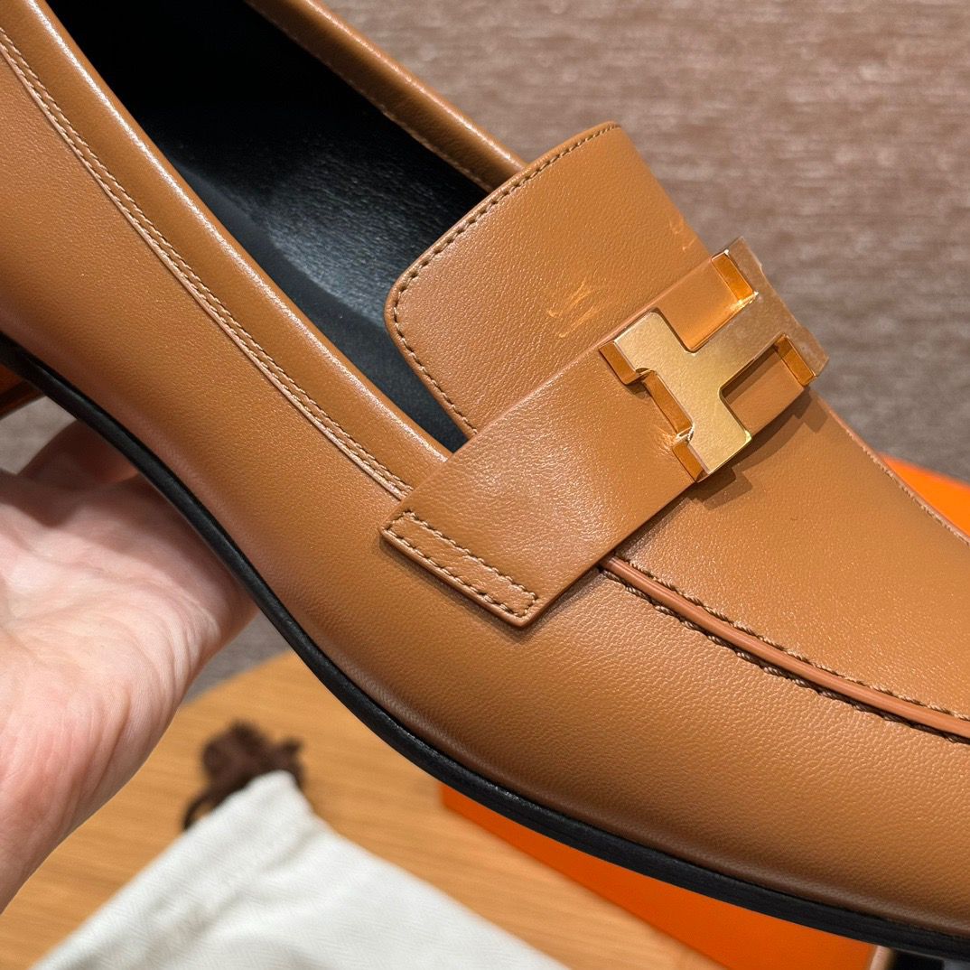 ROYAL LOAFER GOLD HARDWARE