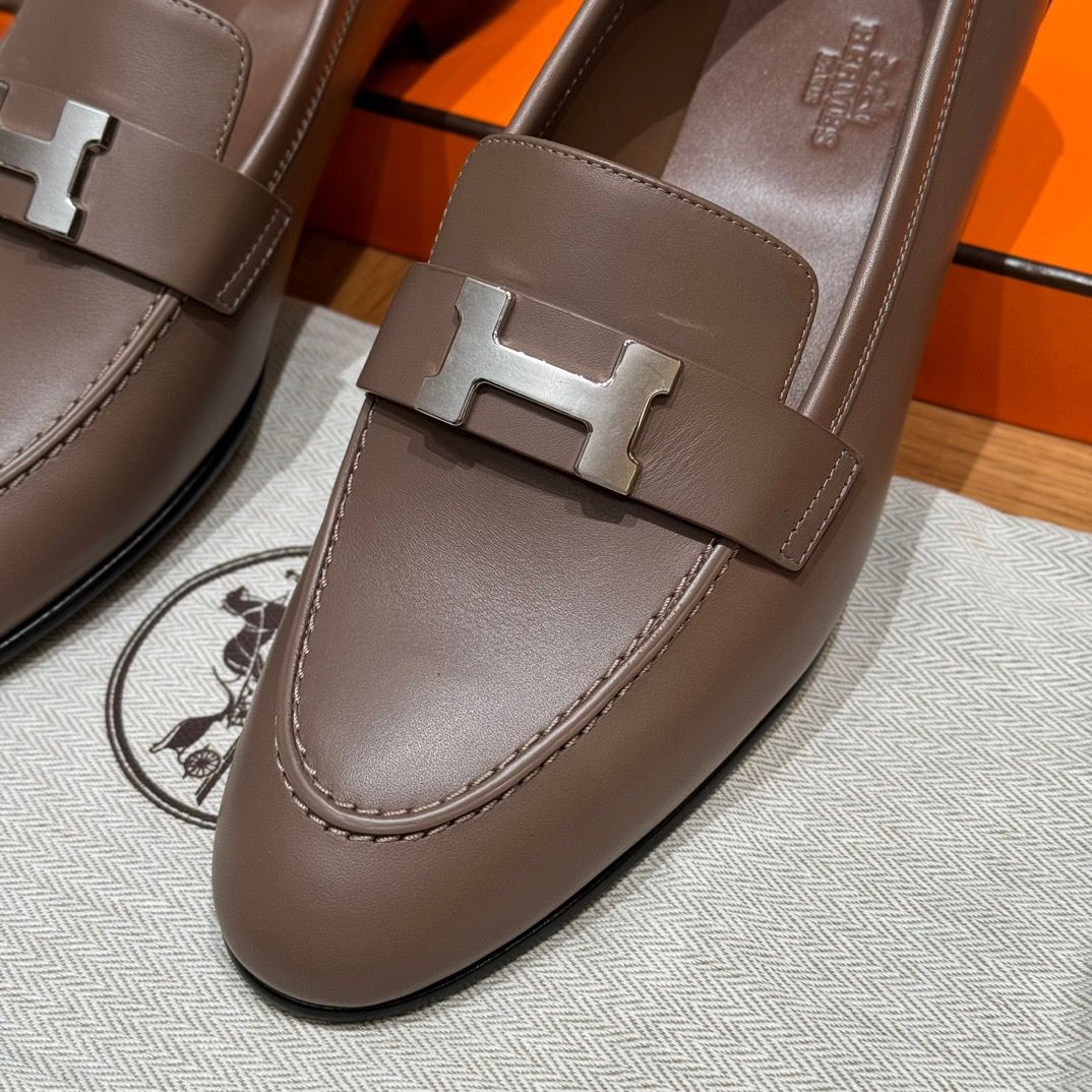 ROYAL LOAFER SILVER HARDWARE