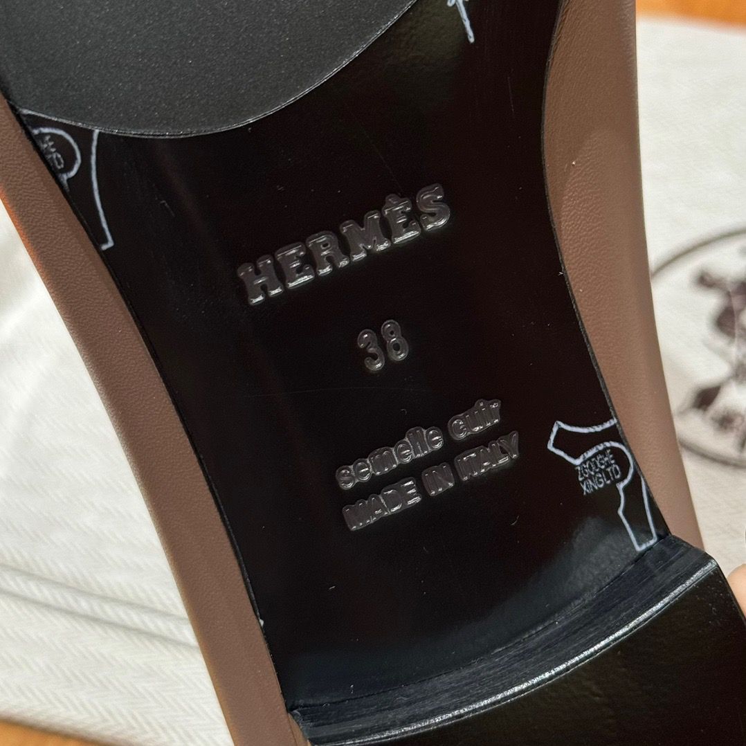 ROYAL LOAFER SILVER HARDWARE