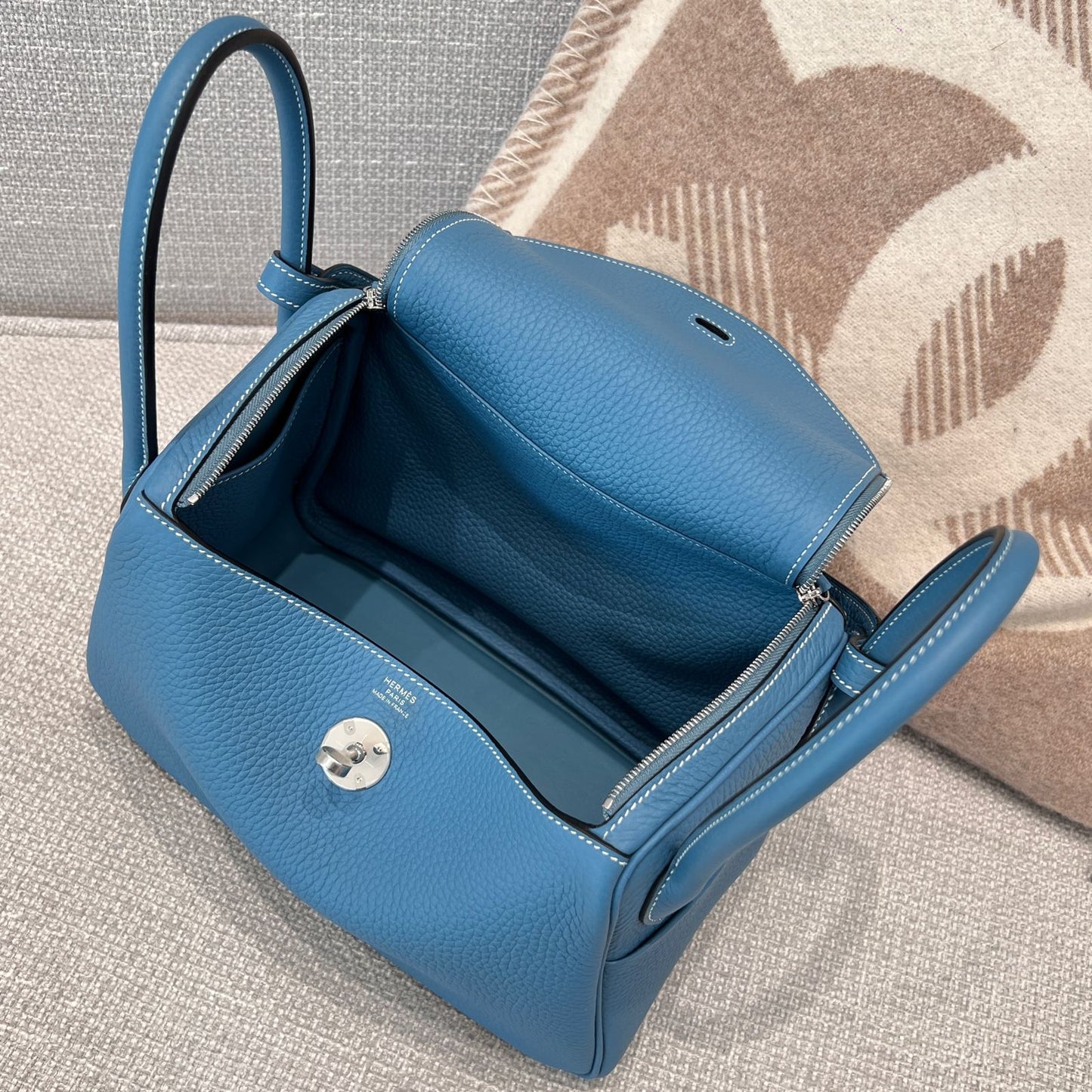 Lindy 26 Blue Jean Silver Hardware