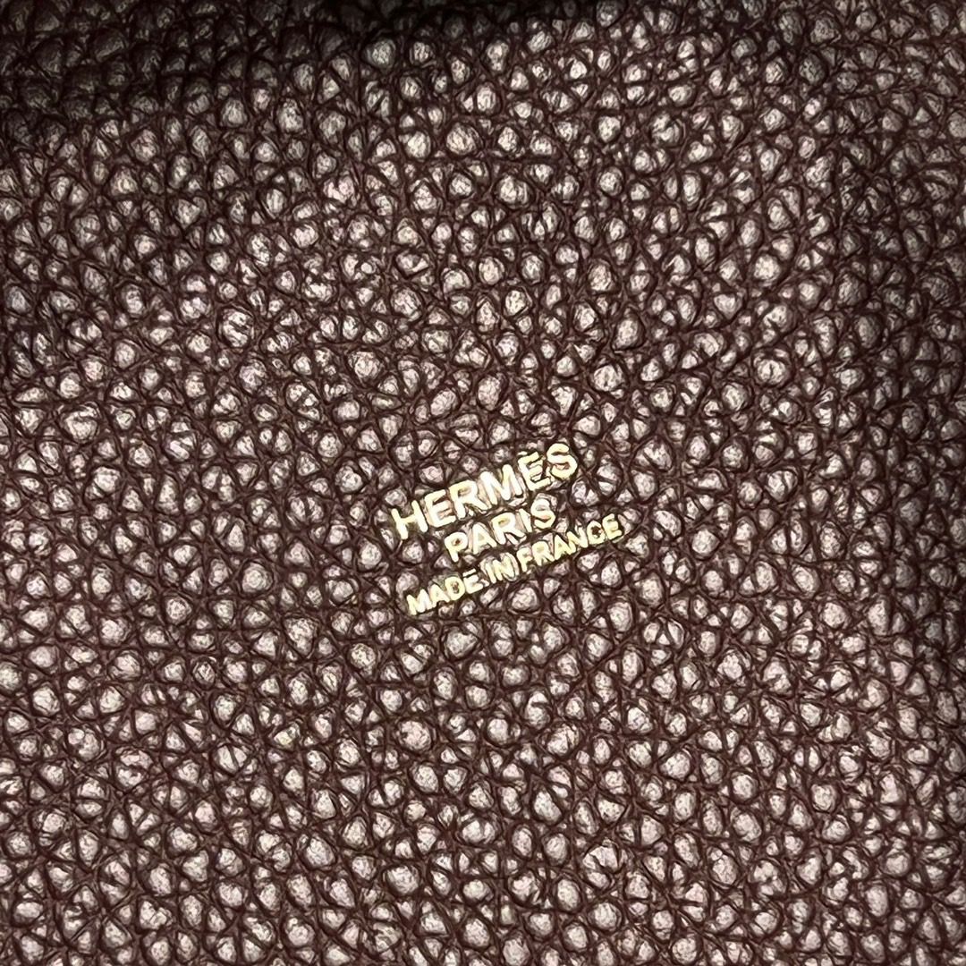 Picotin 18 Rouge Selliere Gold Hardware