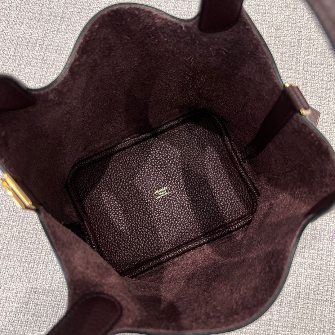 Picotin 18 Rouge Selliere Gold Hardware