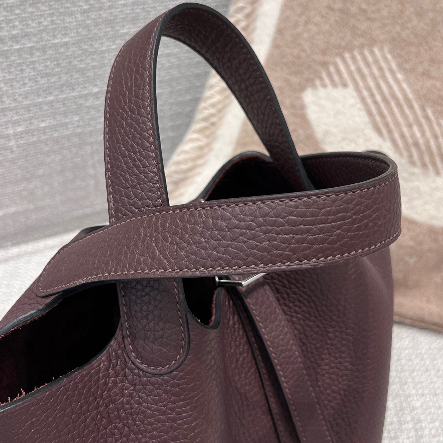 Picotin 18 Rouge Selliere Silver Hardware