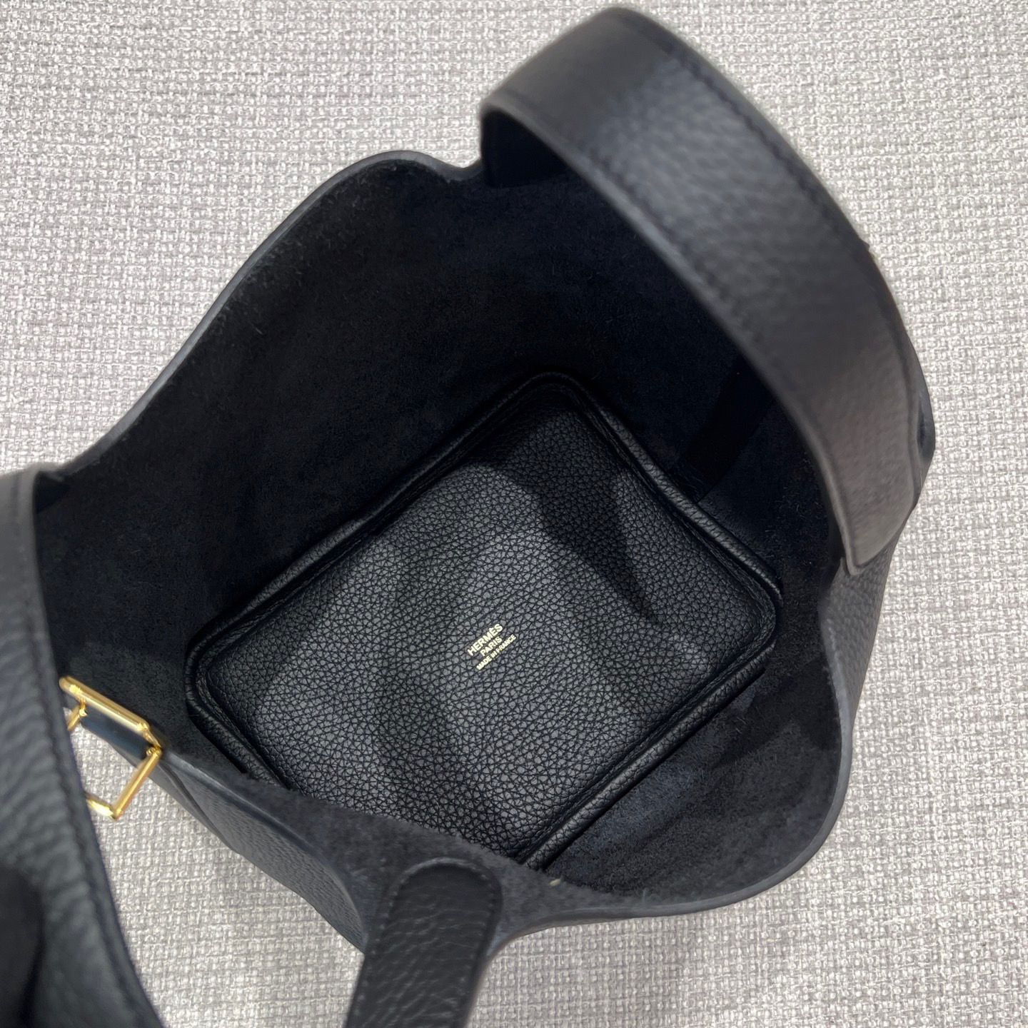 Picotin 18 Noir Black Gold Hardware