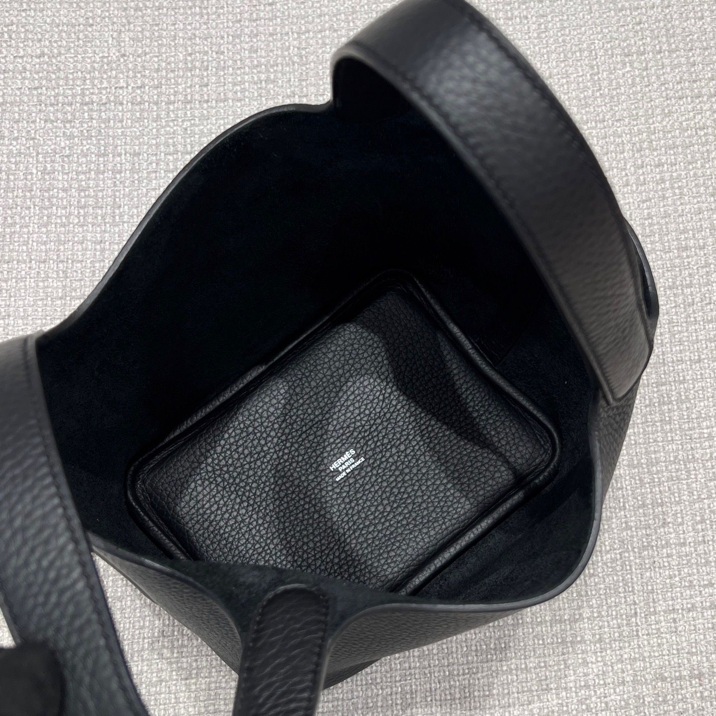 Picotin 18 Noir Black Silver Hardware
