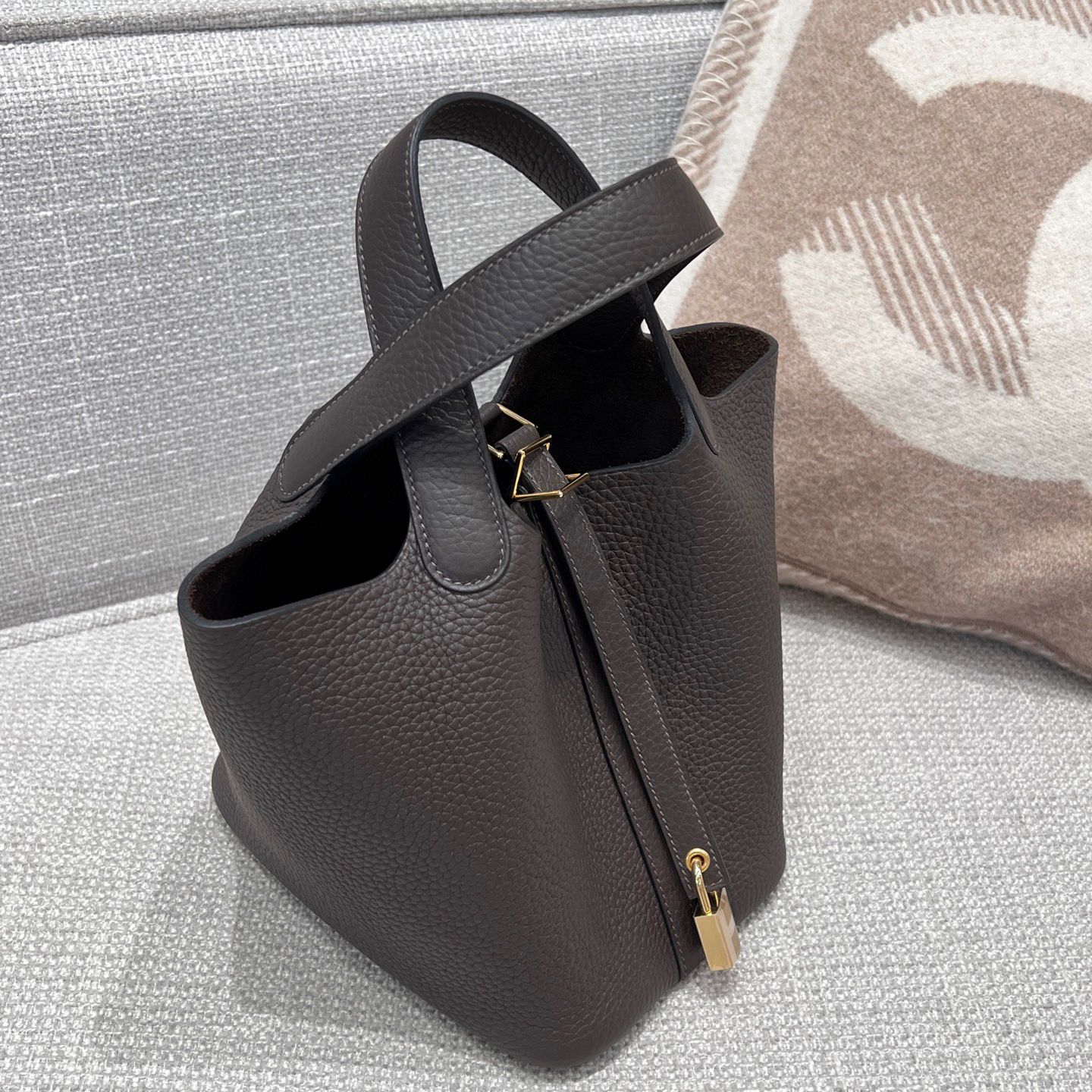 Picotin 18 Ebene Gold Hardware