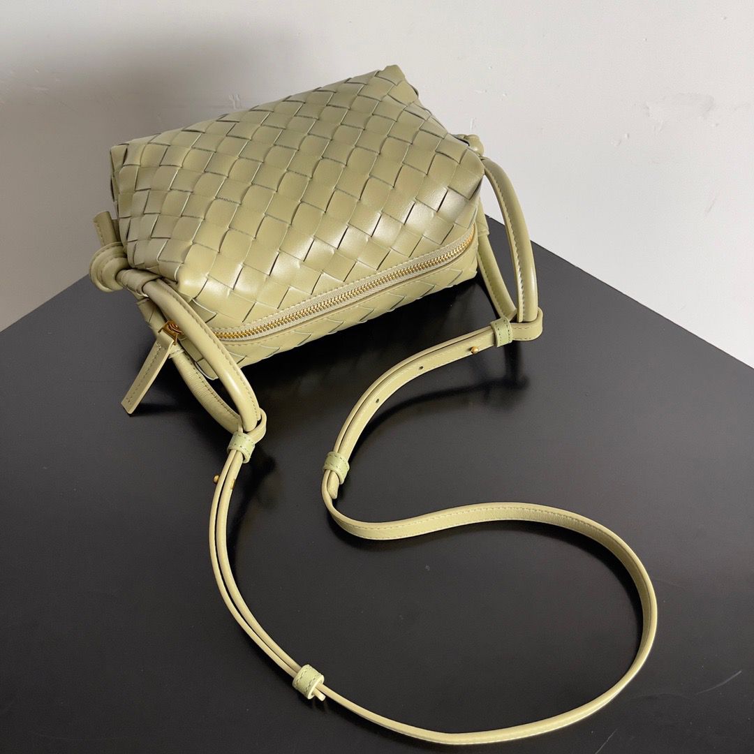 Top Handle Loop
