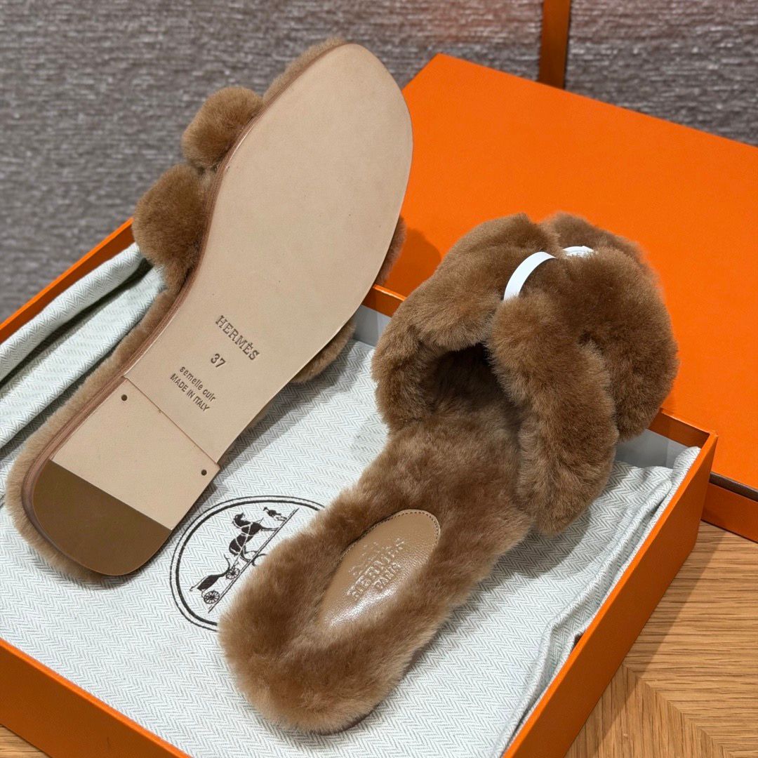 181 Oran WoolSkin