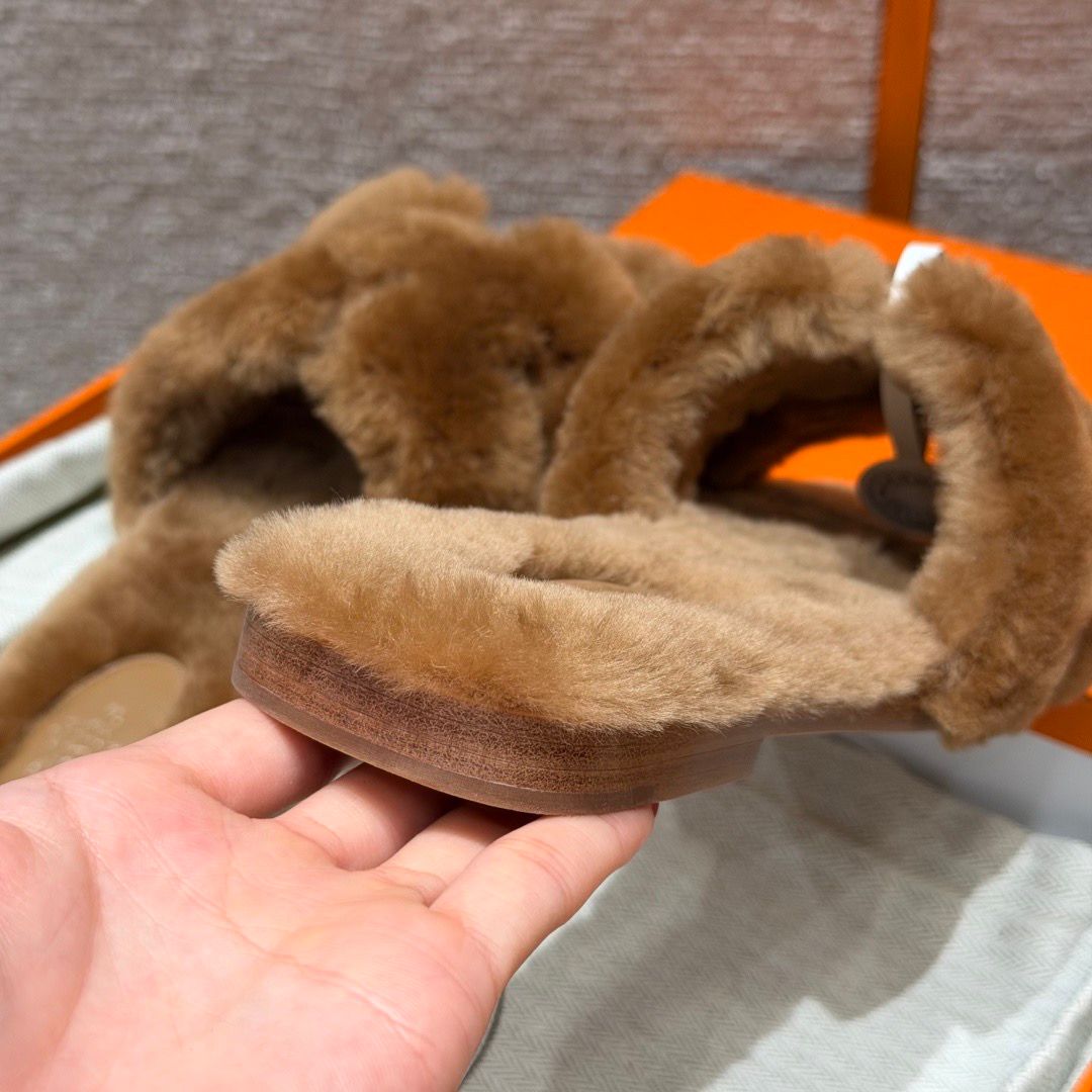 181 Oran WoolSkin