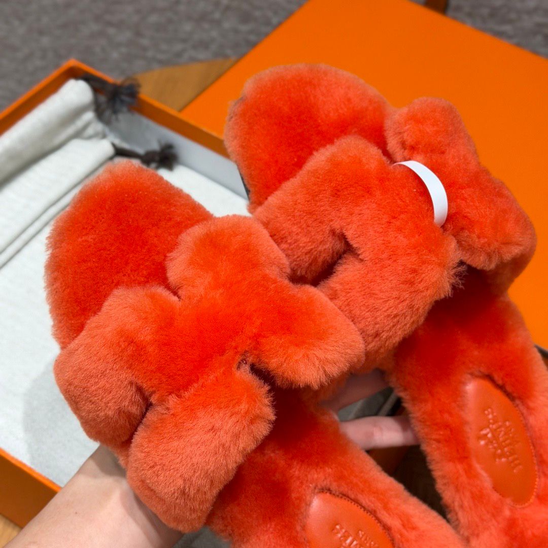181 Oran WoolSkin