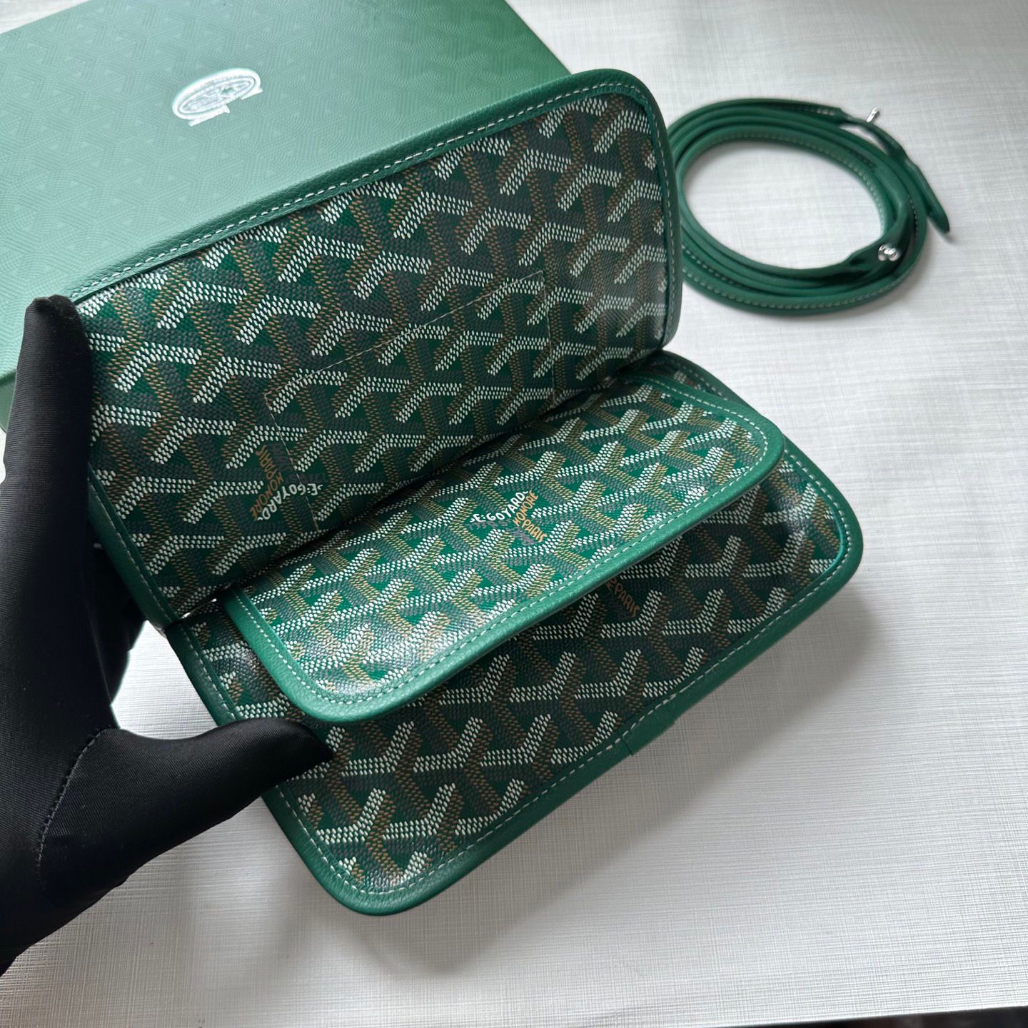 Plumet Pocket Wallet