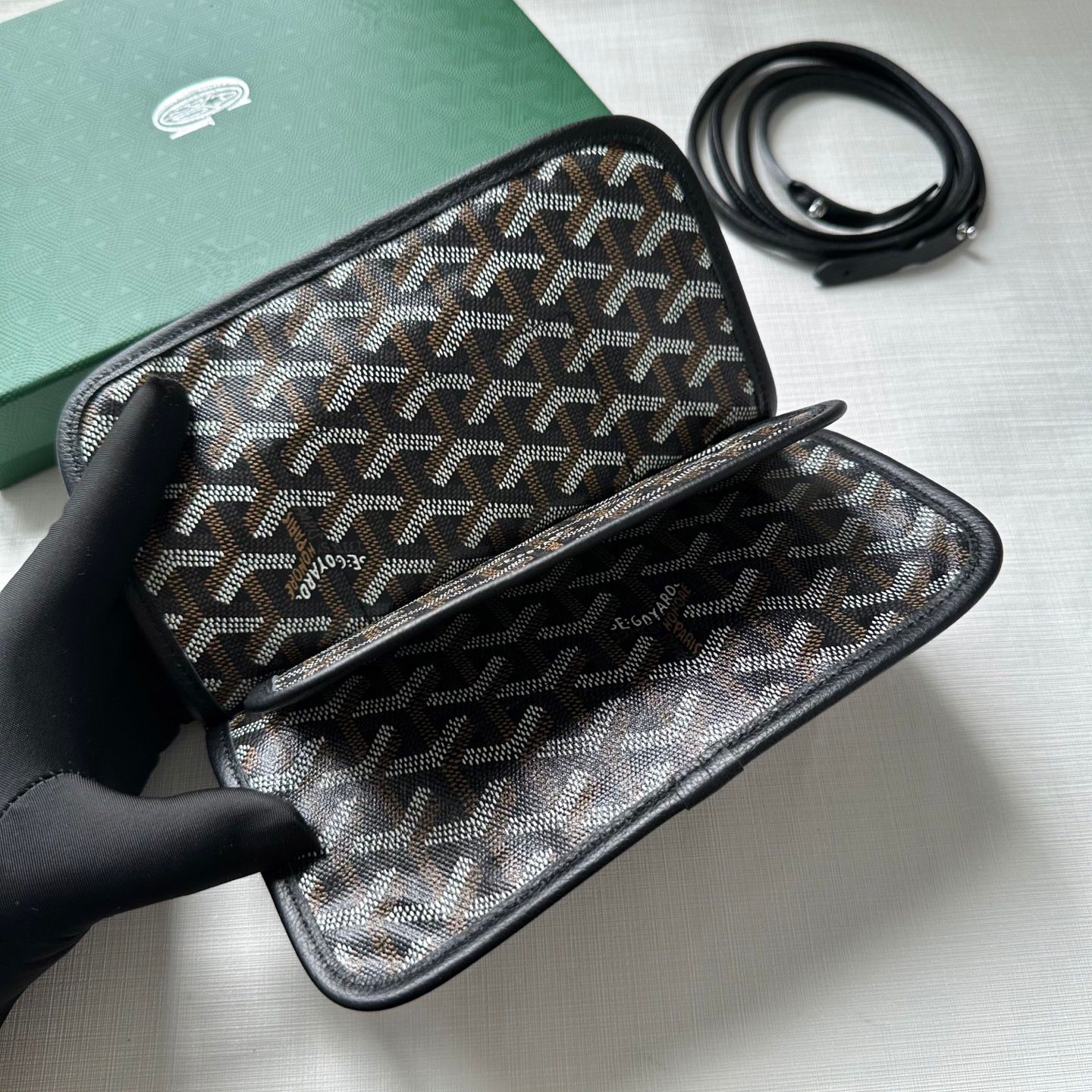 Plumet Pocket Wallet