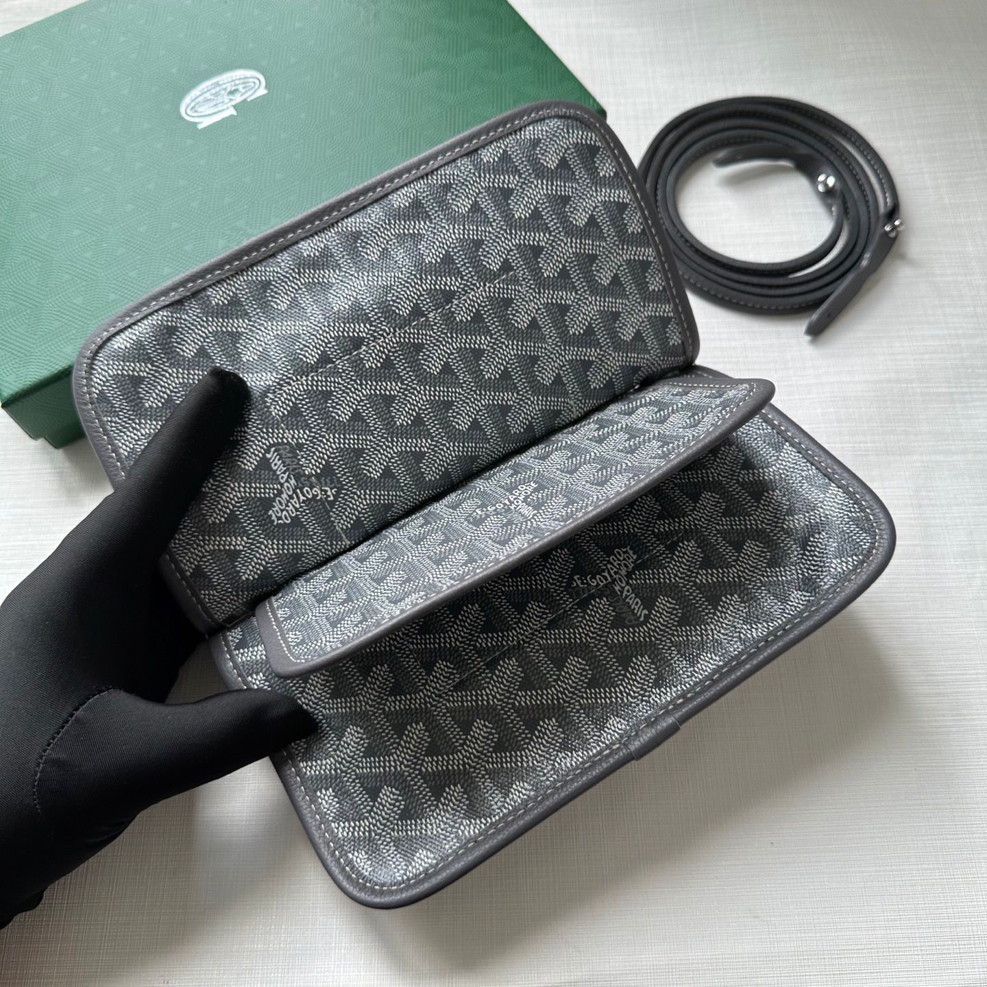 Plumet Pocket Wallet
