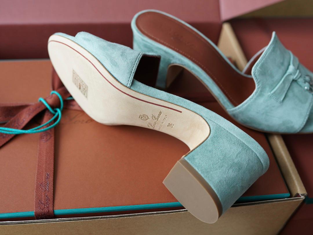 LORO SUMMER CHARMS SANDAL HEELED