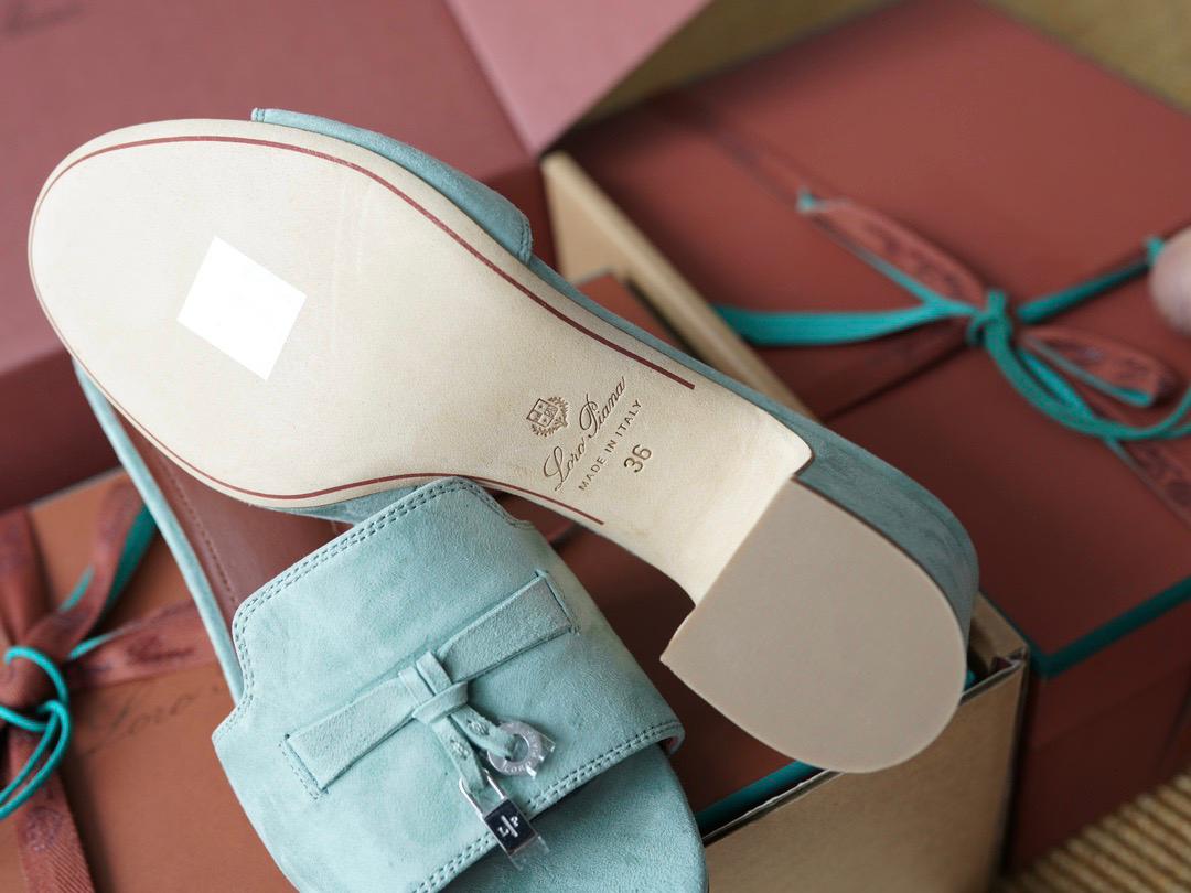 LORO SUMMER CHARMS SANDAL HEELED