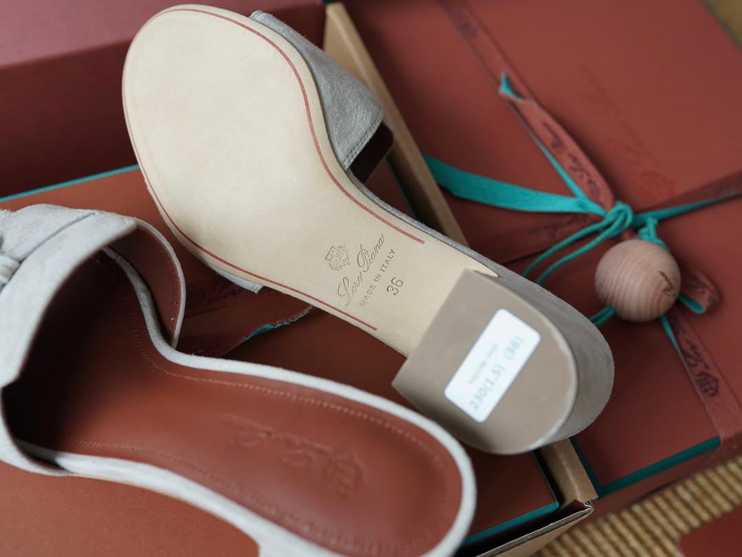 LORO SUMMER CHARMS SANDAL HEELED
