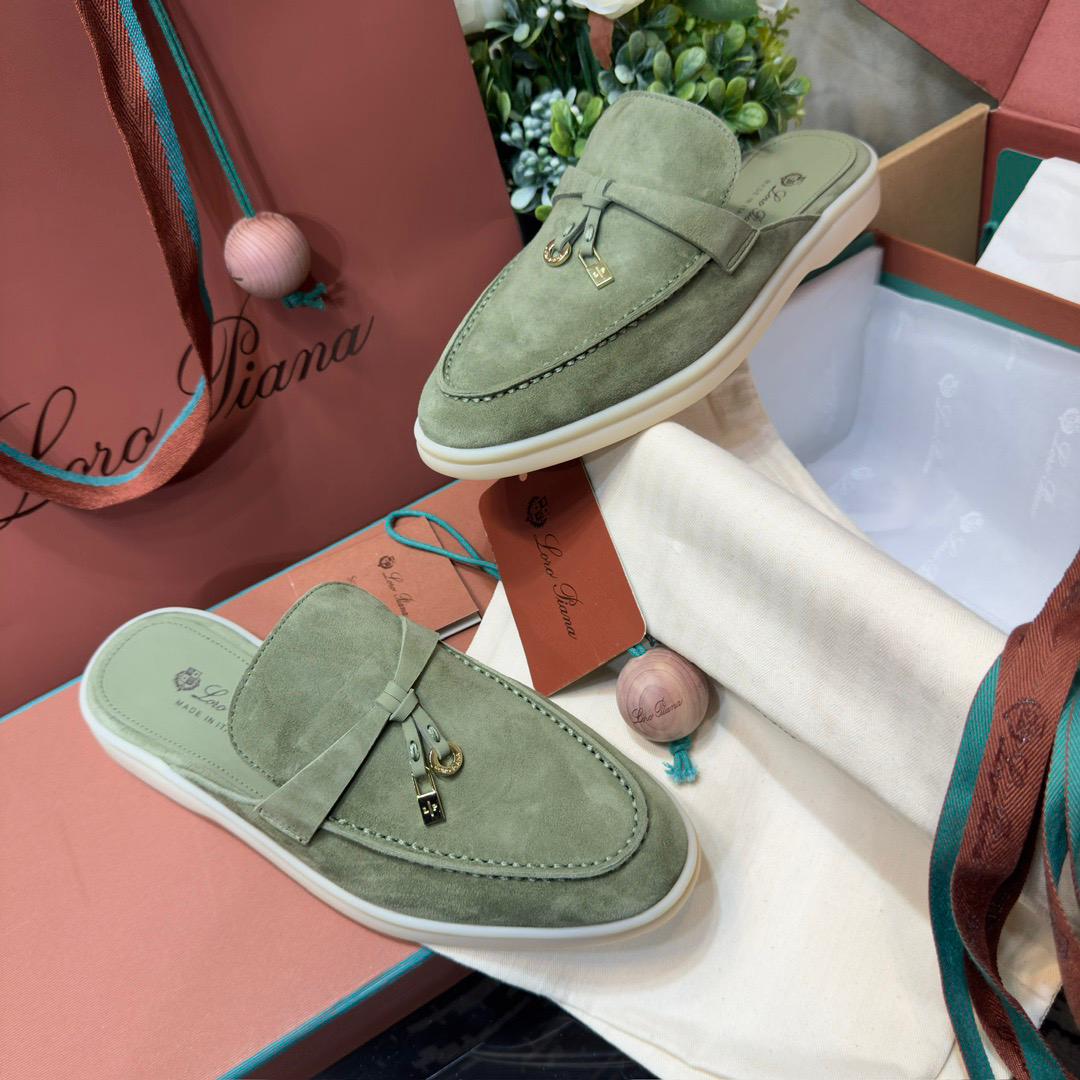 LORO SUMMER CHARM