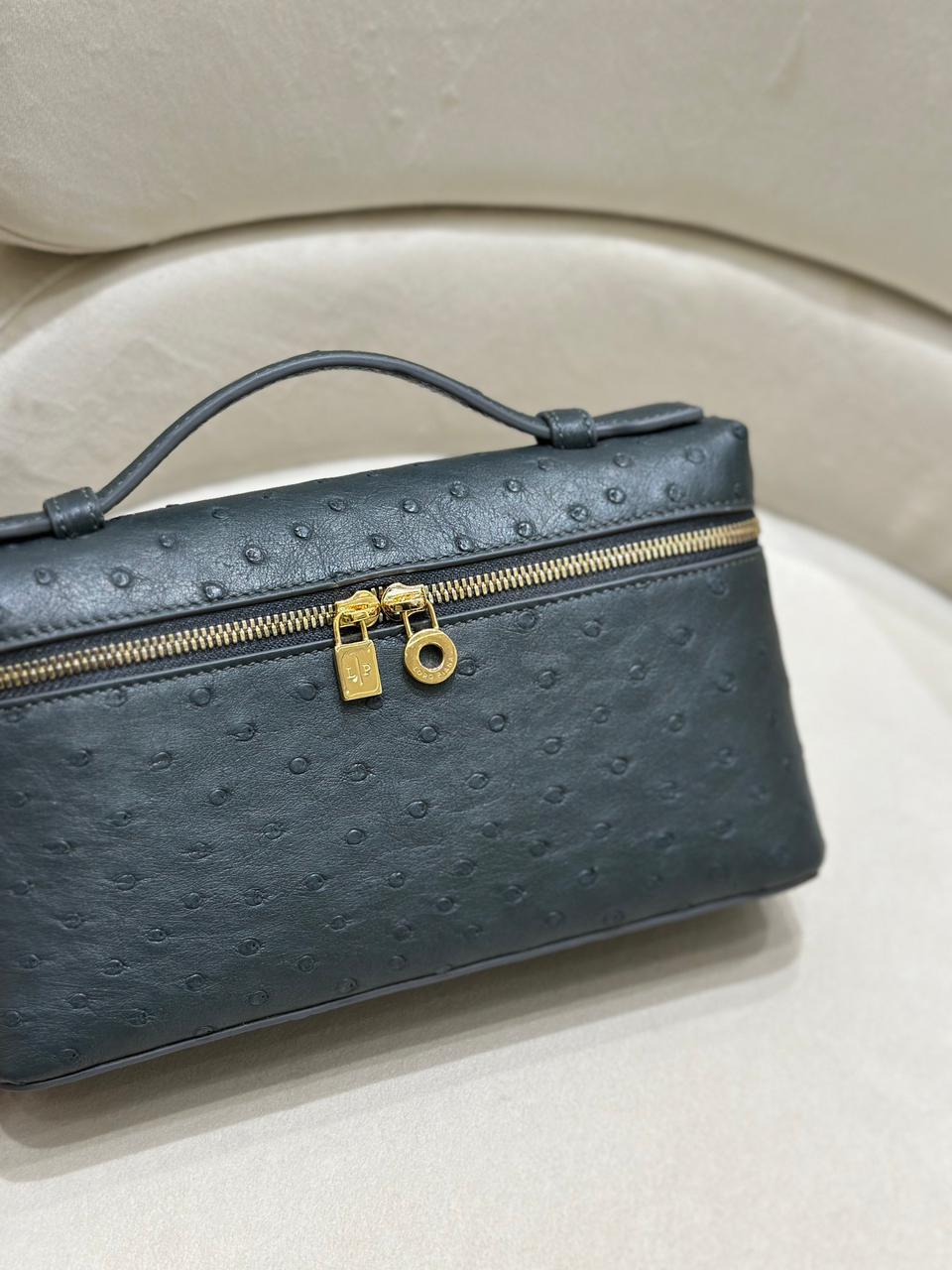 Loro L19 Ostrich Leather