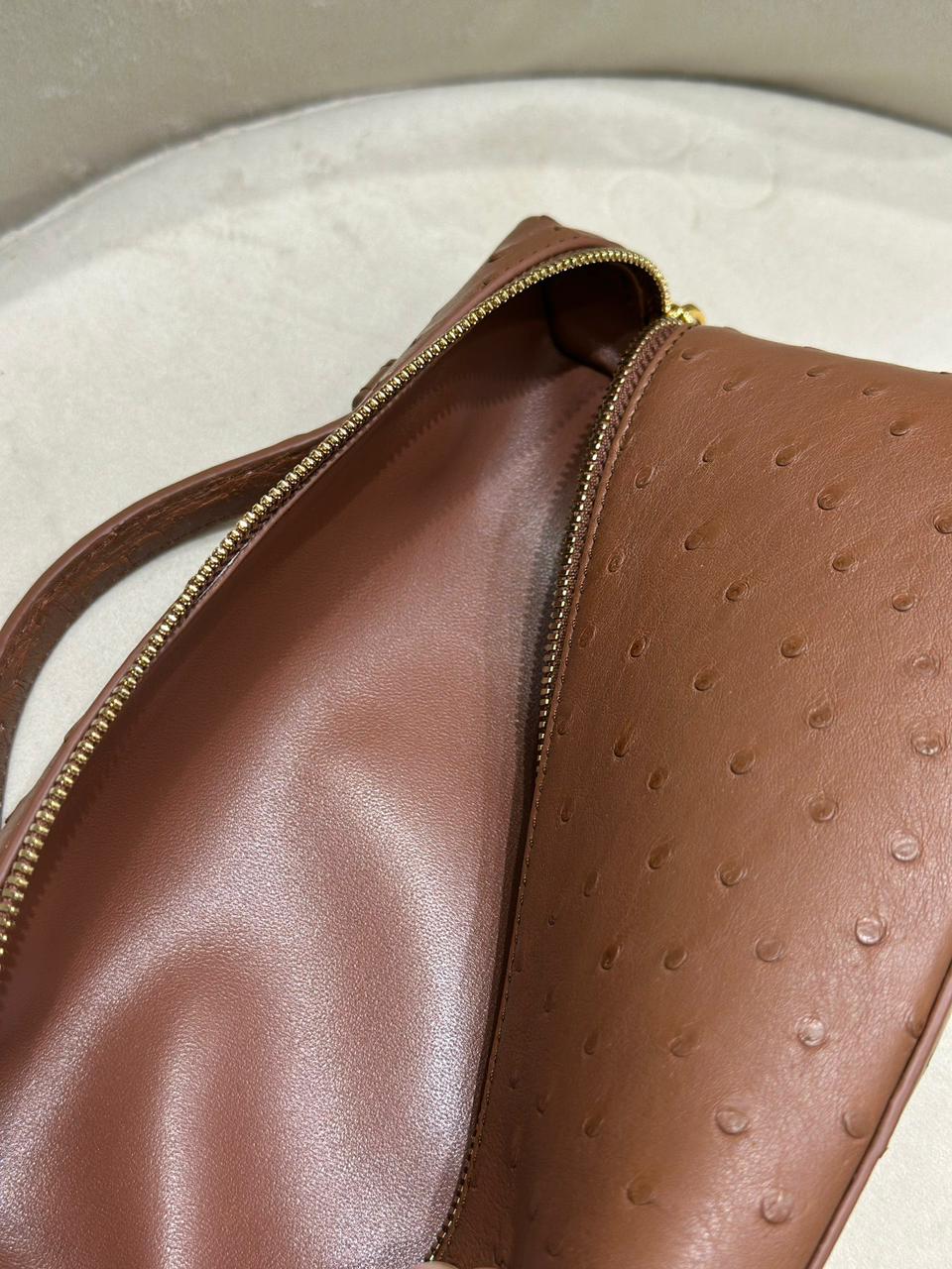 Loro L19 Ostrich Leather