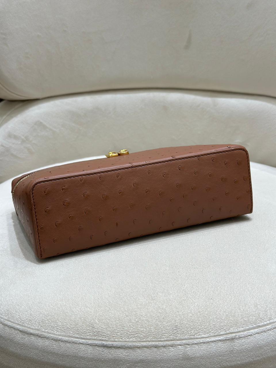 Loro L19 Ostrich Leather