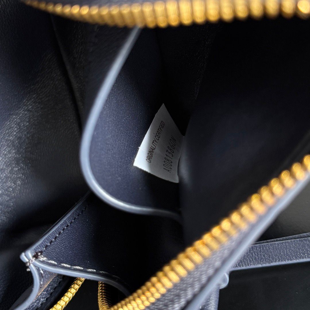 Concert Pouch Intrecciato Leather