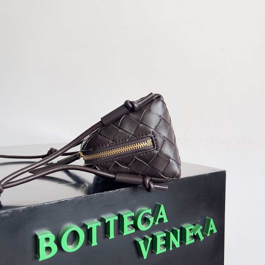 Concert Pouch Intrecciato Leather