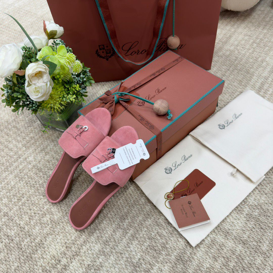 LORO P SUMMER CHARM SLIPPER
