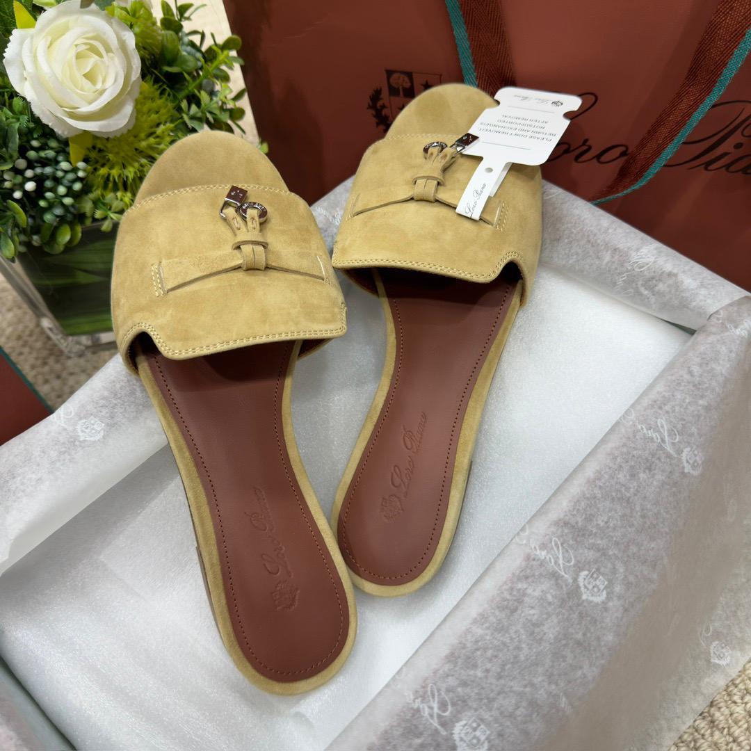 LORO P SUMMER CHARM SLIPPER