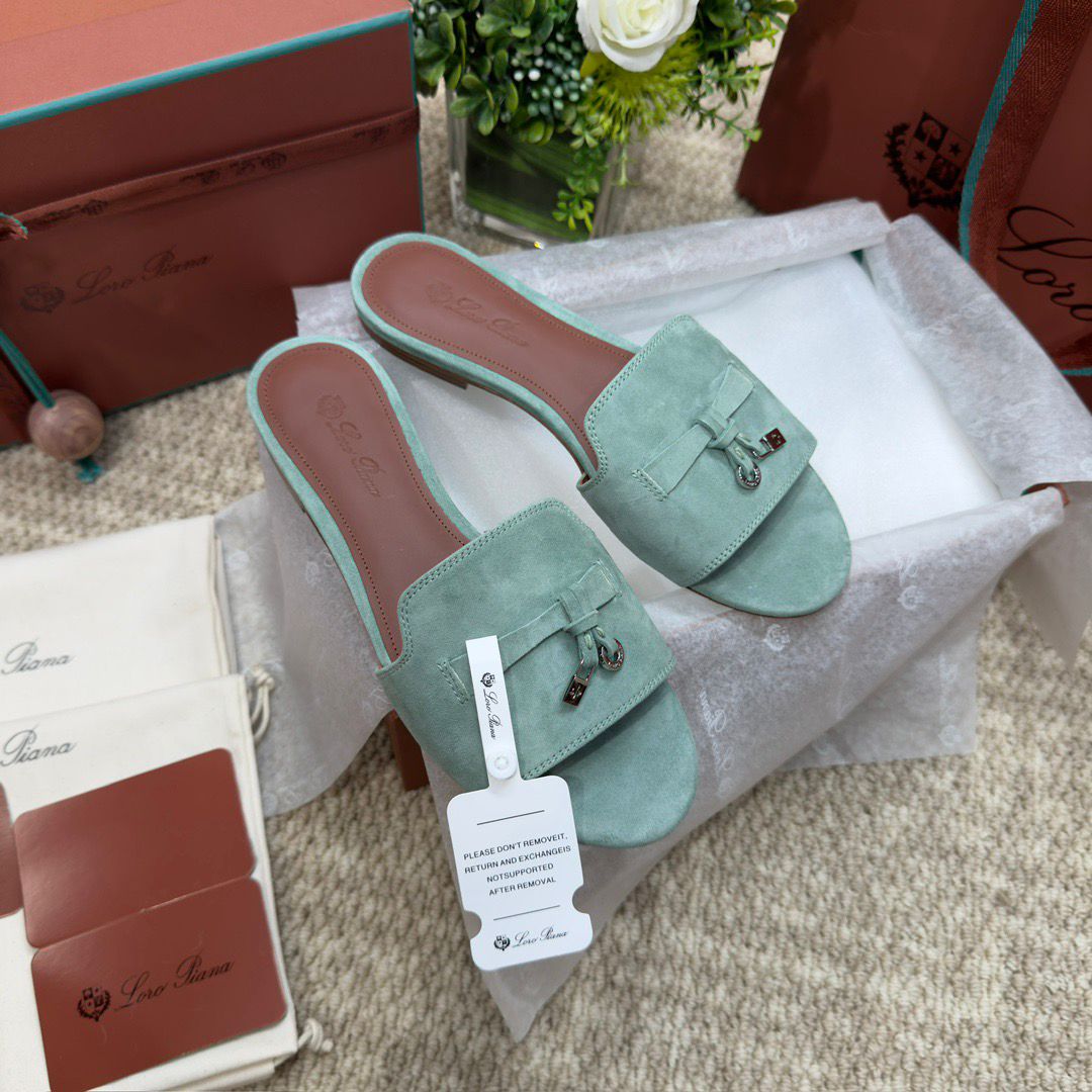 LORO P SUMMER CHARM SLIPPER